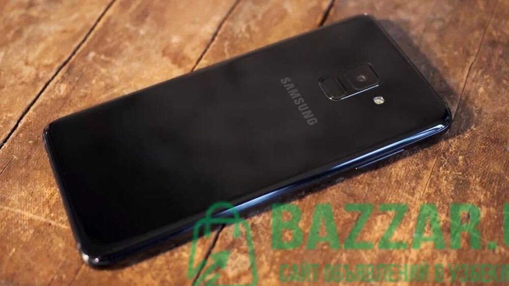 Samsung A8 (2018) black vetnam 2 sim 32gb