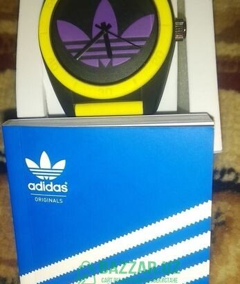 Спортивные часы Adidas
