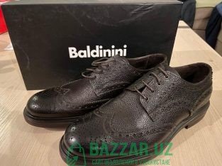 Итальянские мужские туфли Baldinini Derby Perforat