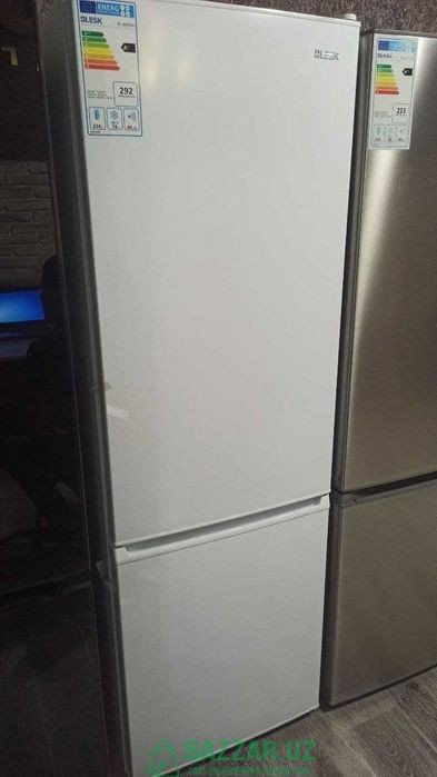 Холодильник Blesk 302 литра