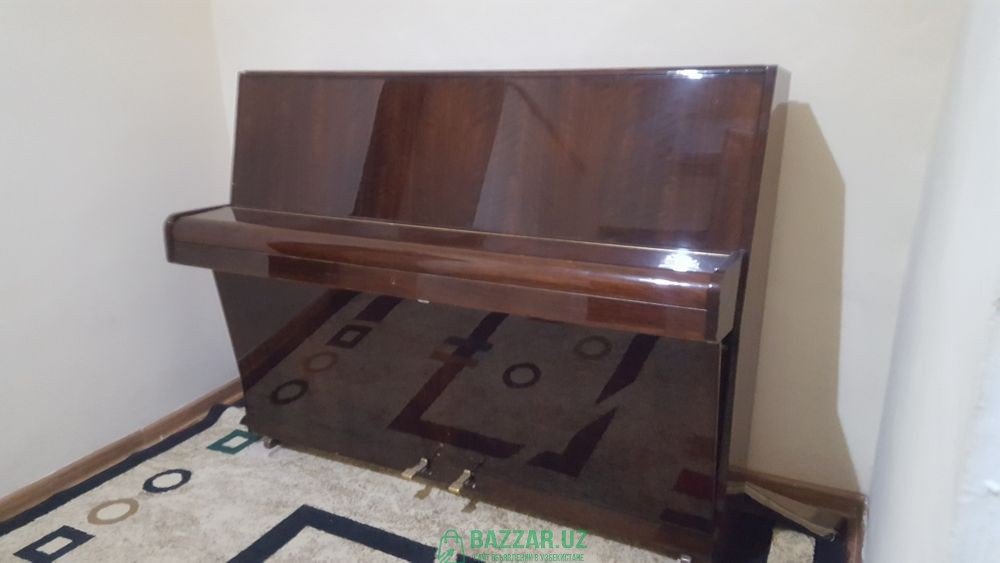 Продается пианино производства Германия 450 у.е.