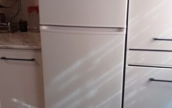 Холодильник Артель двух камерный в очень хорошем с