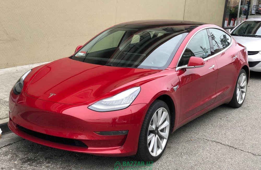 Продается Tesla Model 3 44 000 у.е