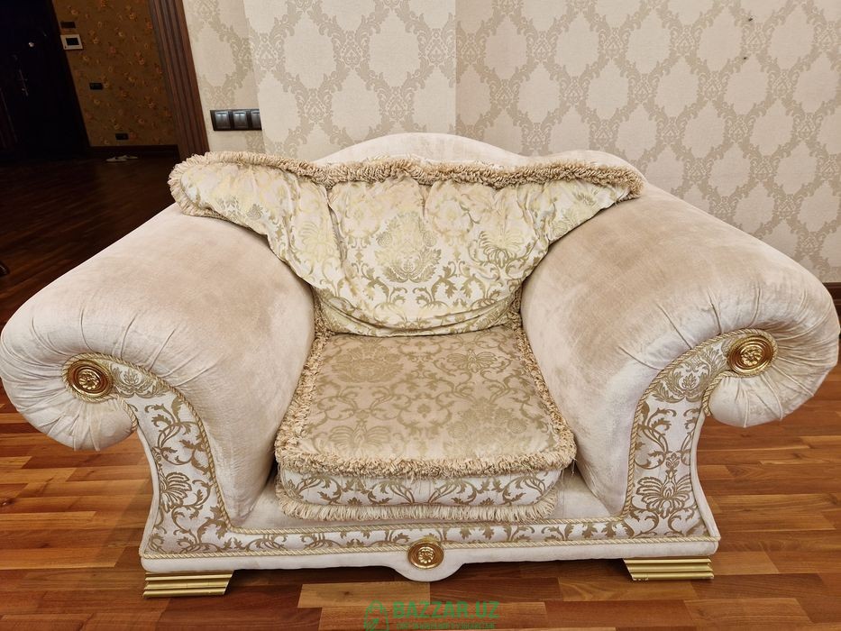 Продаётся роскошный мягкий мебель Италия 550 у.е