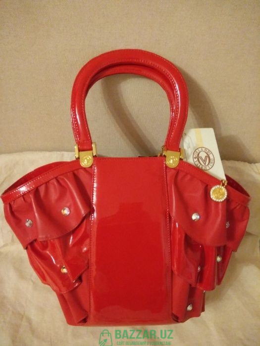 Яркая сумка от Valentino 300 у.е.