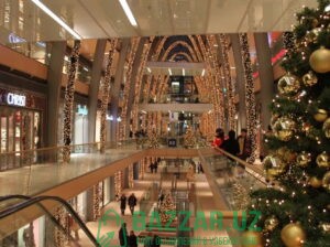 Оформления новогоднее торгового центра. Ташкент